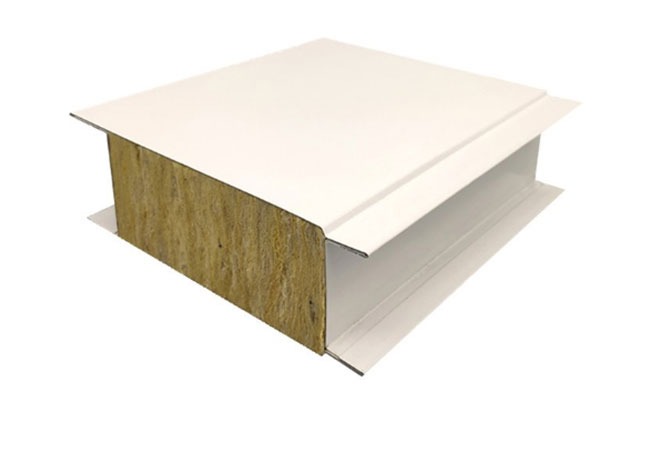 Bersihkan Panel Plafon